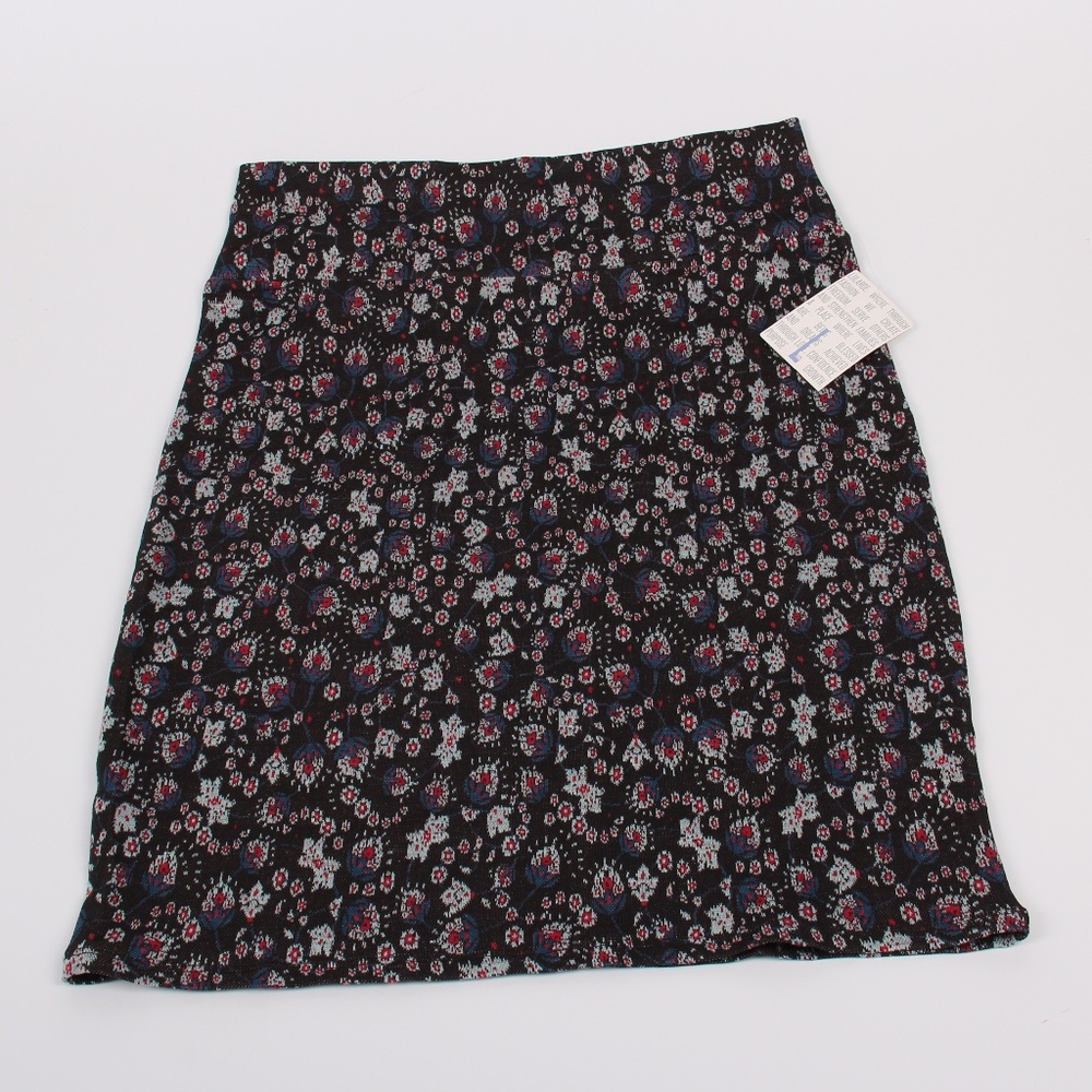 2/$20 - NWT LulaRoe Cassie Skirt
